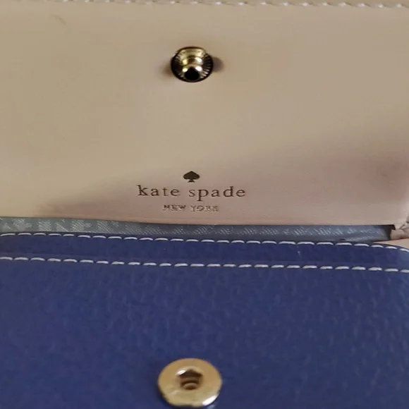 Kate Spade Wellesley Darla Wallet - Picture 4 of 14